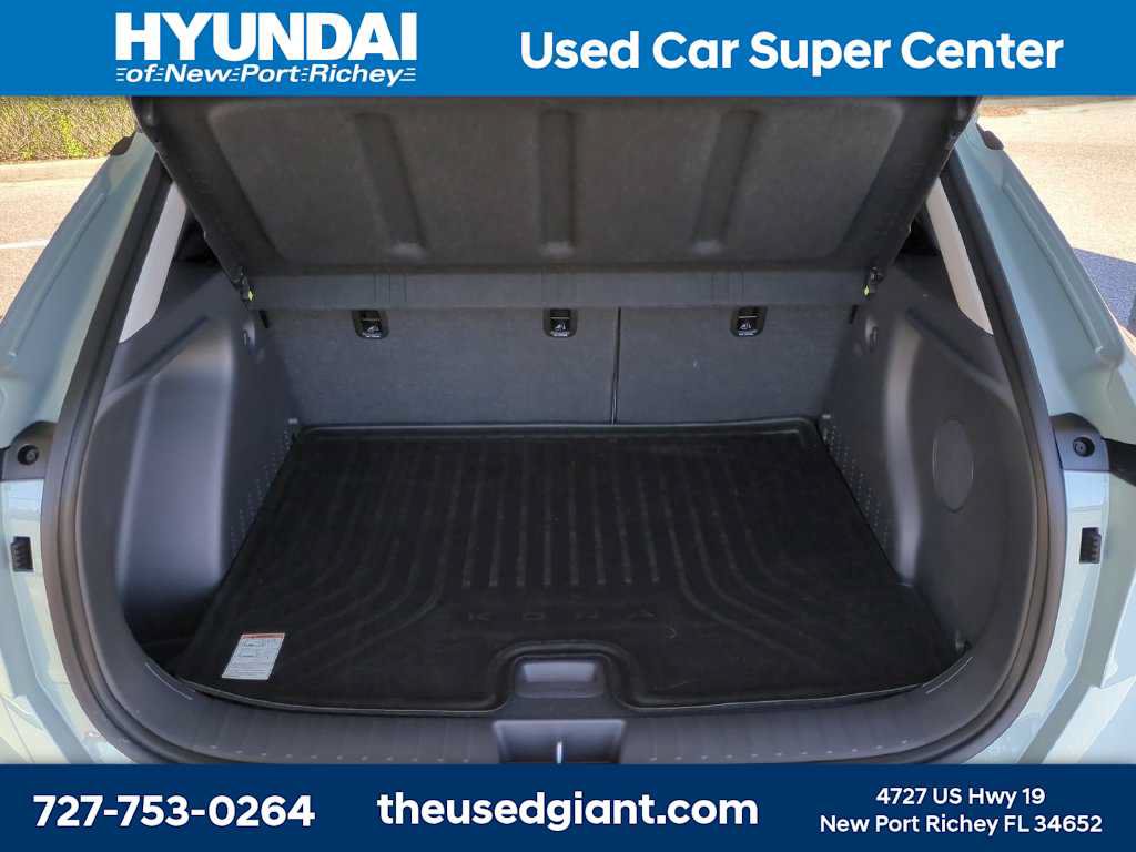 Used 2026 Hyundai Kona Limited FWD image 12