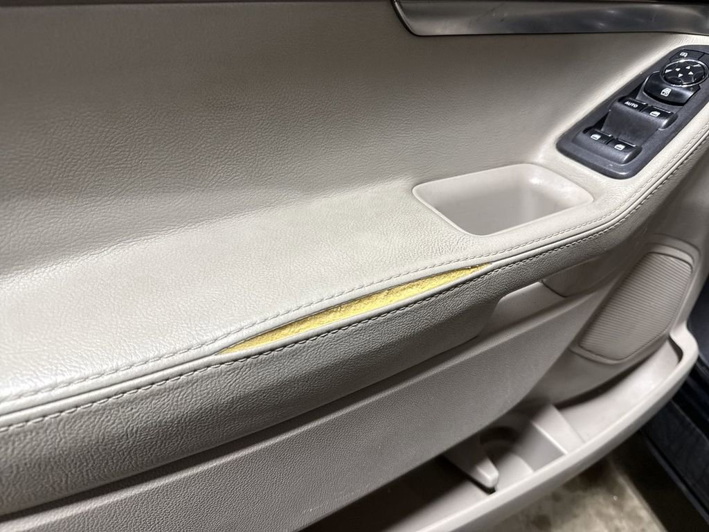 Used 2013 Ford Explorer FWD image 37