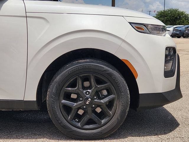 Used 2020 Kia Soul S FWD image 9