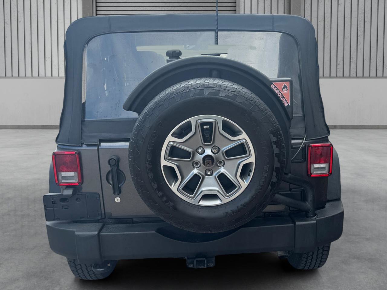 Used 2016 Jeep Wrangler Unlimited Sport w/ Connectivity Group AWD/4WD image 34
