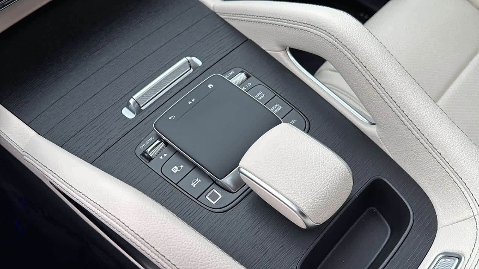 New 2026 Mercedes-Benz GLE 350 4MATIC image 25