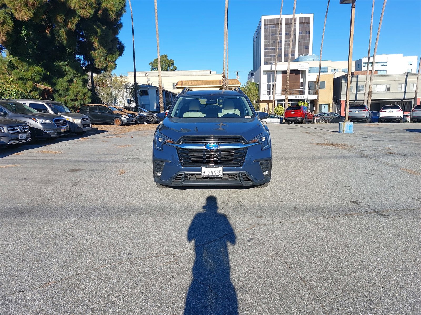 Used 2023 Subaru Ascent Limited image 2