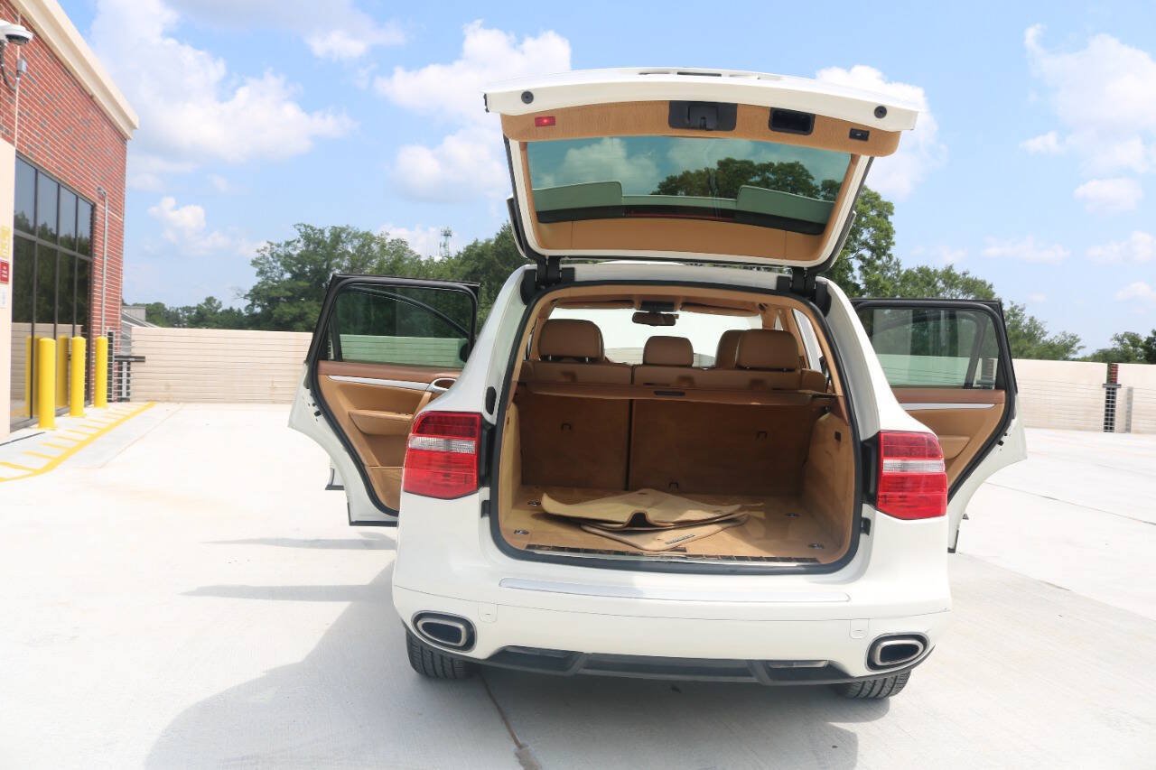 Used 2008 Porsche Cayenne AWD/4WD image 22