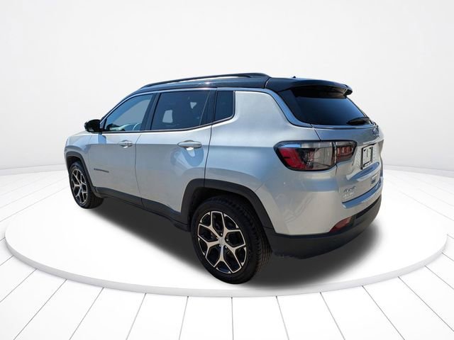 Used 2024 Jeep Compass Limited image 6