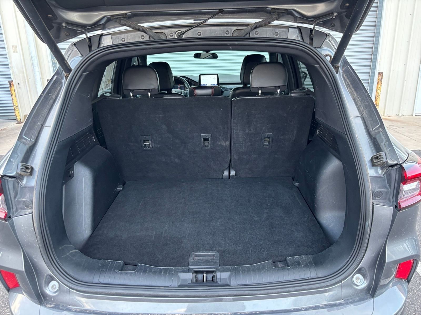 Used 2024 Ford Escape ST-Line image 32