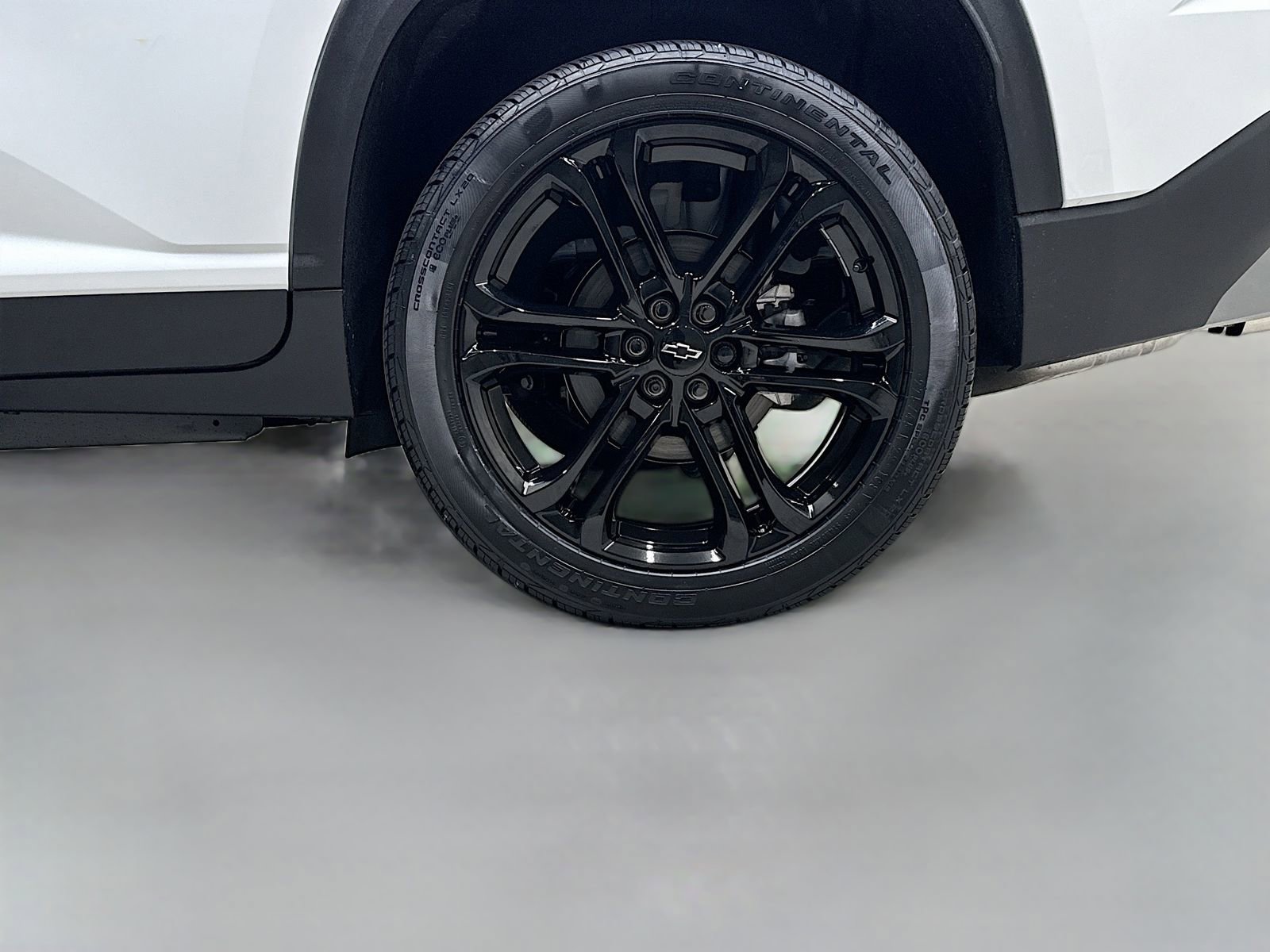 New 2026 Chevrolet Traverse LT w/ Driver Confidence Package image 32