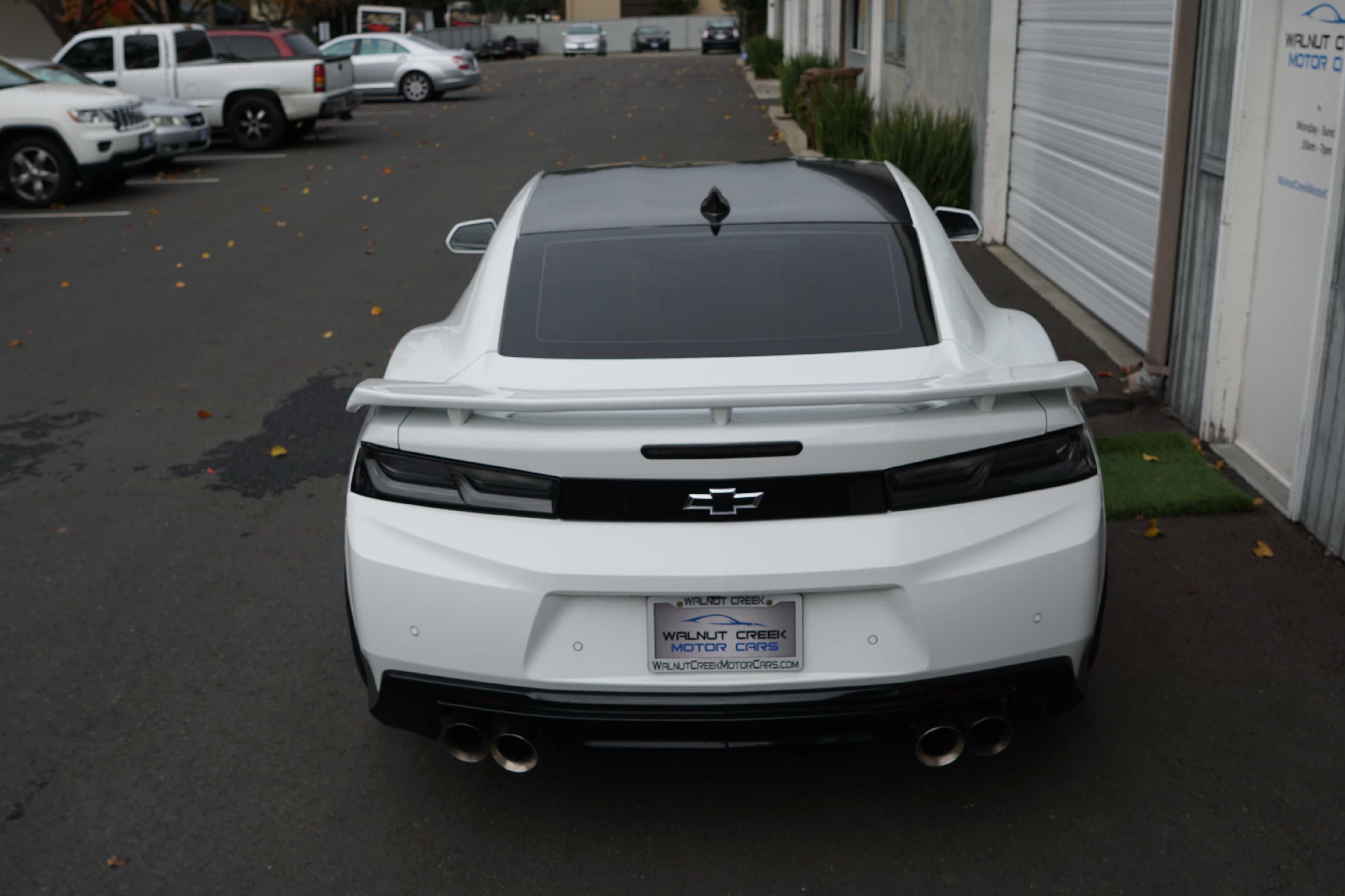 Used 2018 Chevrolet Camaro ZL1 image 15