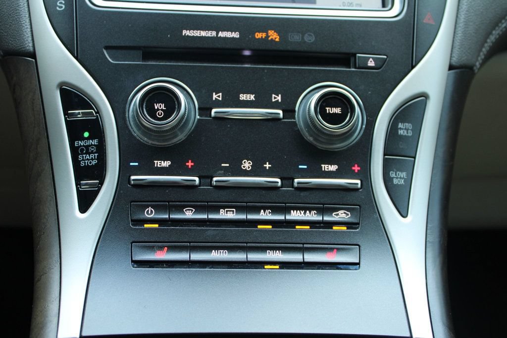 Used 2018 Lincoln MKX Select w/ Select Plus Package FWD image 20