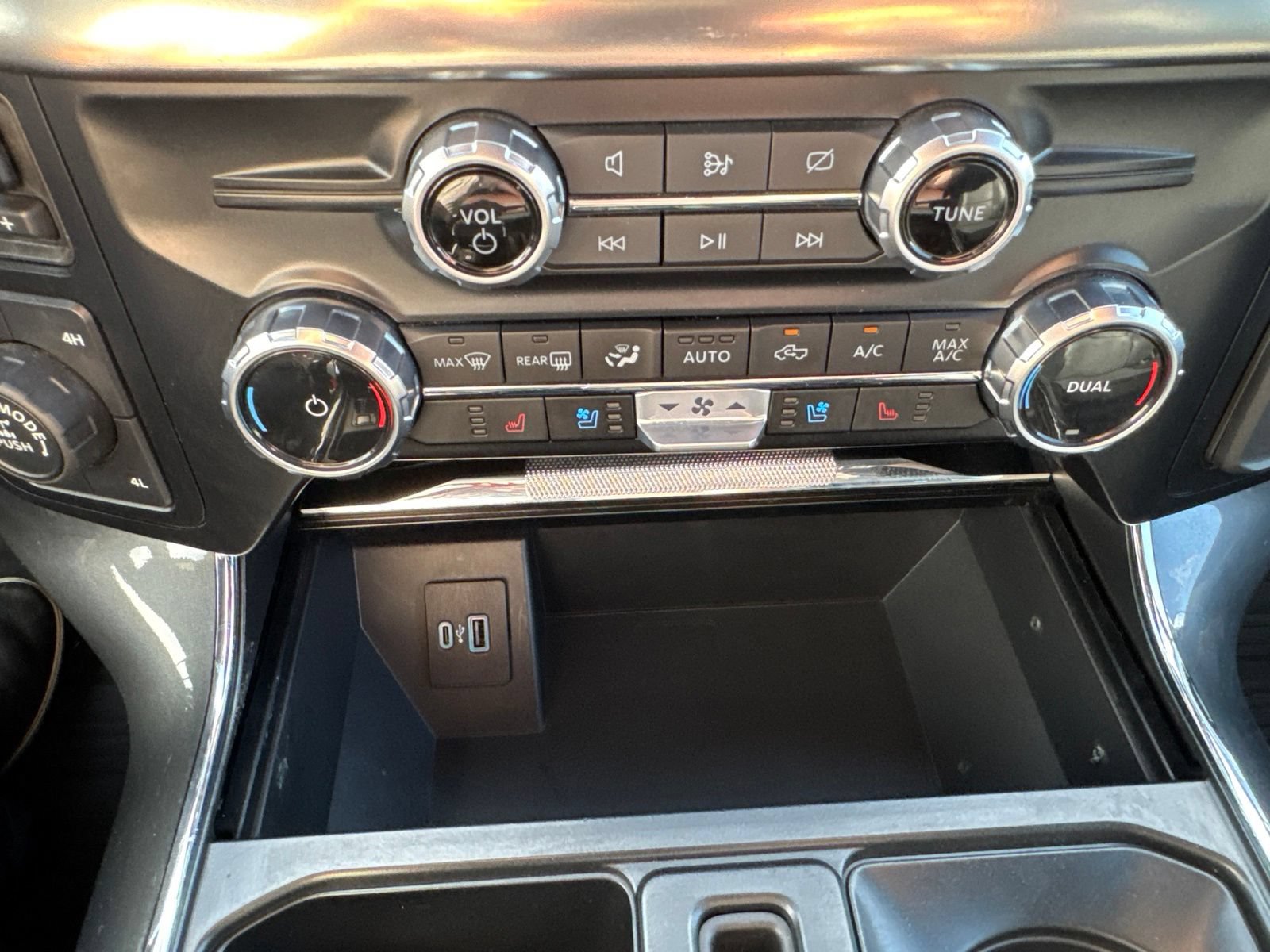 Used 2023 Ford F150 Lariat AWD/4WD image 20