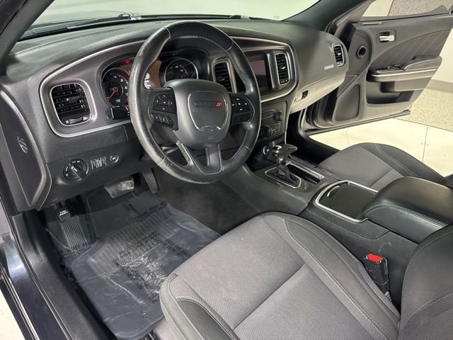 Used 2019 Dodge Charger SXT image 7