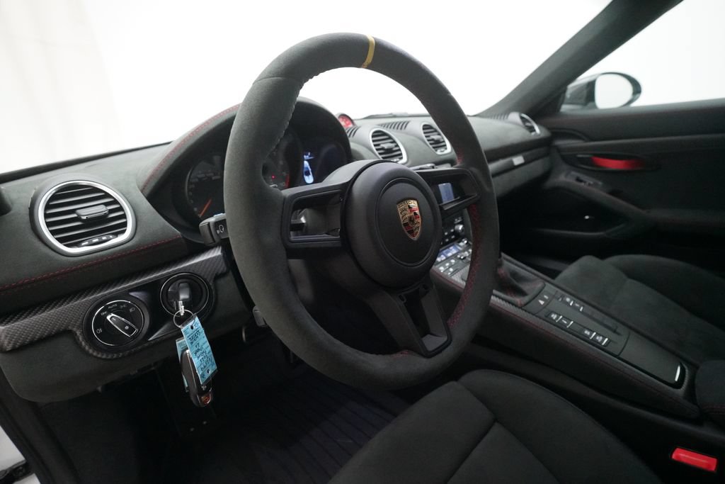 Certified 2025 Porsche 718 Boxster Spyder RS RWD image 13