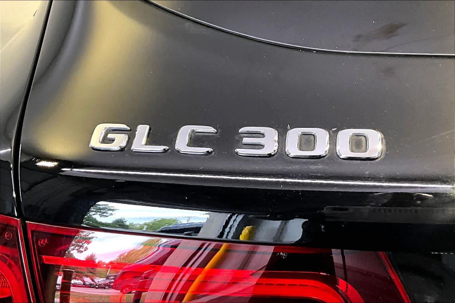 Used 2020 Mercedes-Benz GLC 300 4MATIC image 33