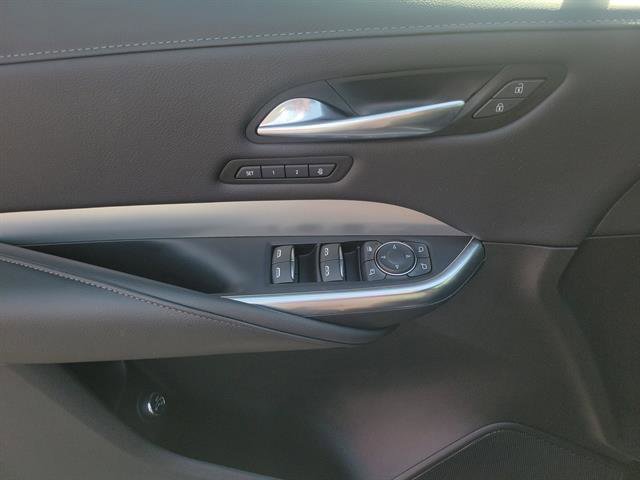 Certified 2023 Cadillac XT4 Premium Luxury image 37