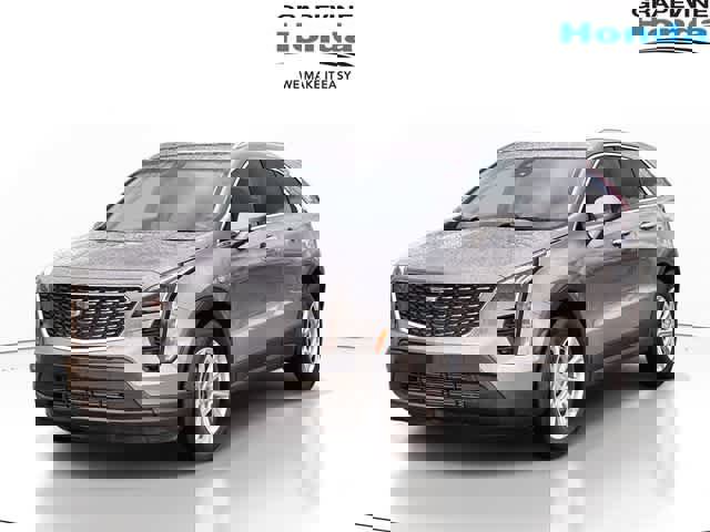 Used 2023 Cadillac XT4 Luxury w/ Cold Weather Package image 1