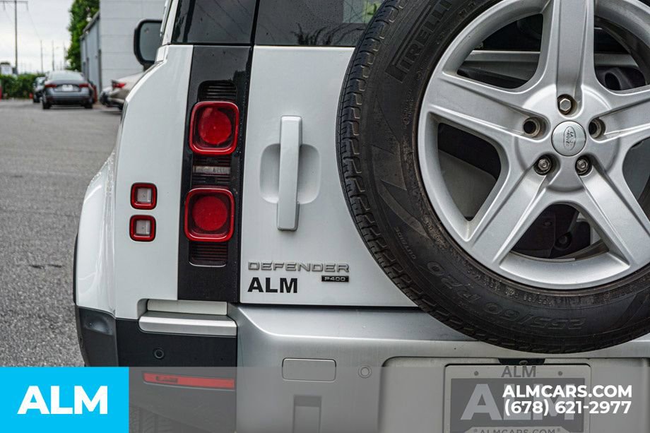 Used 2022 Land Rover Defender 110 SE AWD/4WD image 13