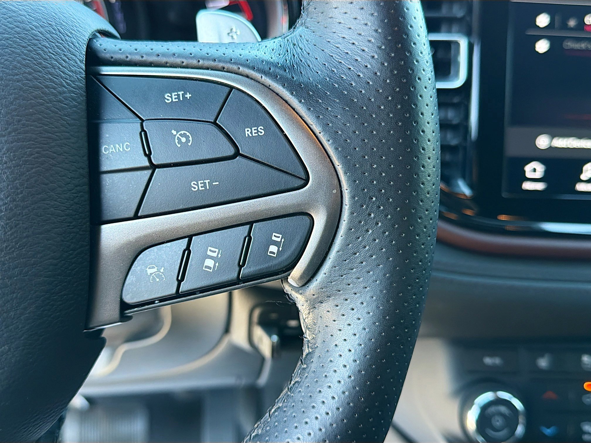 Used 2021 Dodge Durango Citadel image 40