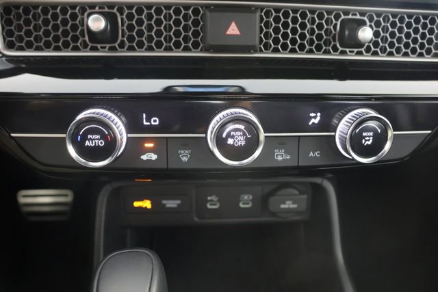 Used 2025 Honda Civic Sport image 15
