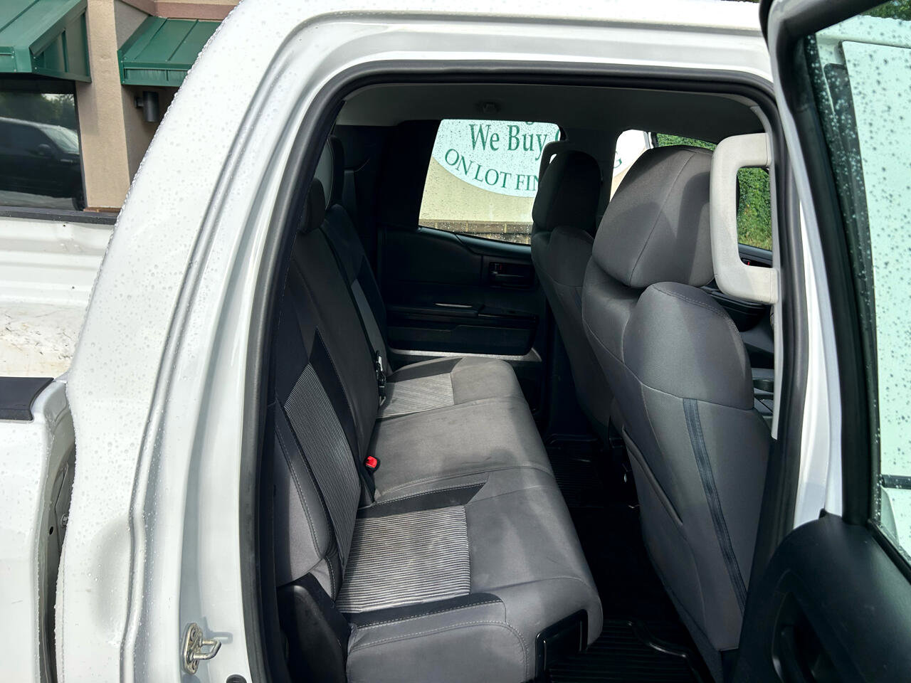 Used 2017 Toyota Tundra SR5 image 8