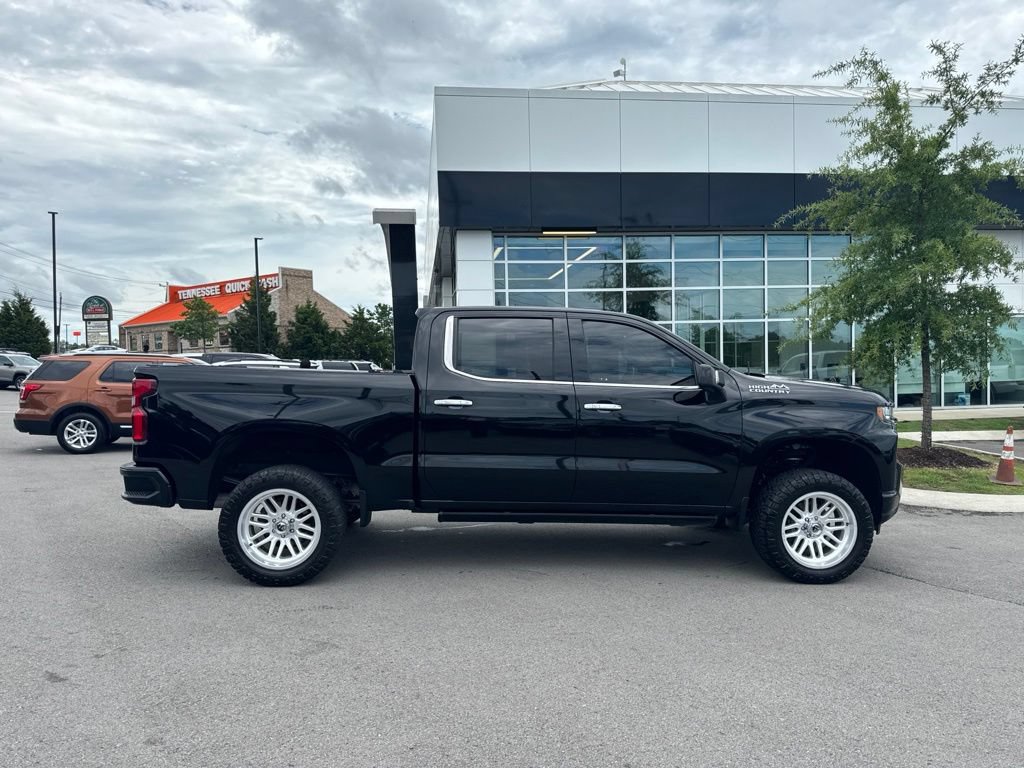 Used 2020 Chevrolet Silverado 1500 High Country w/ Technology Package AWD/4WD image 8