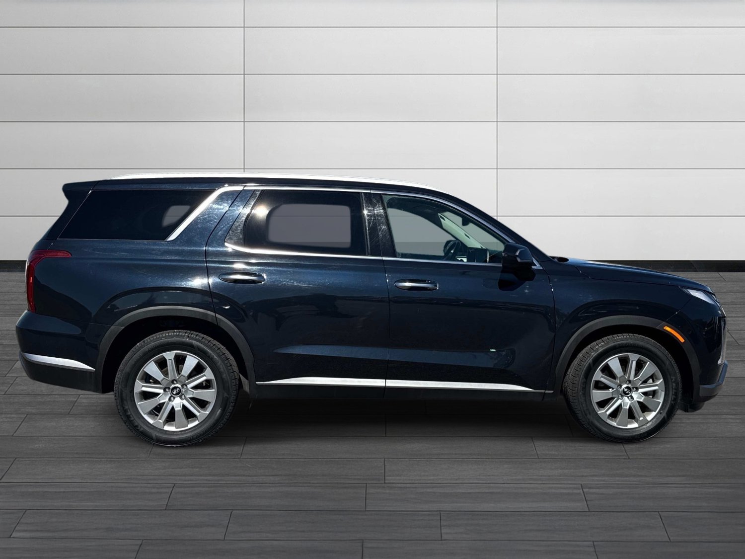 Used 2024 Hyundai Palisade SEL FWD image 3