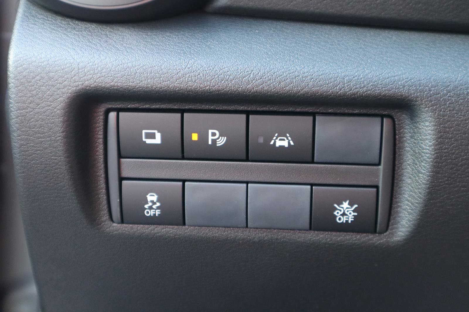 Used 2025 Nissan Versa S w/ Trunk Package image 26