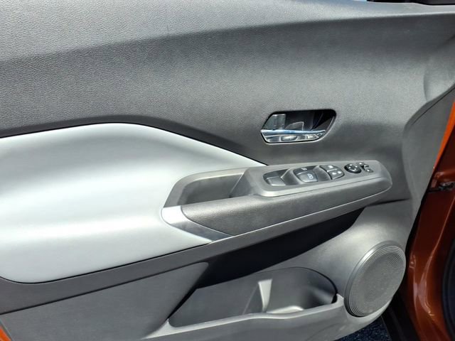 Used 2023 Nissan Kicks SR w/ SR Premium Package FWD image 10