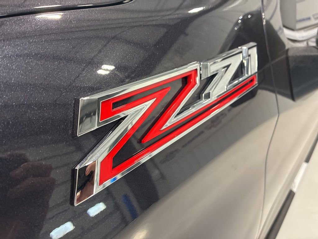 Used 2023 Chevrolet Silverado 1500 LTZ image 12