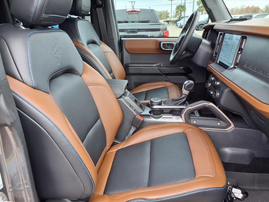 Used 2024 Ford Bronco Outer Banks image 25