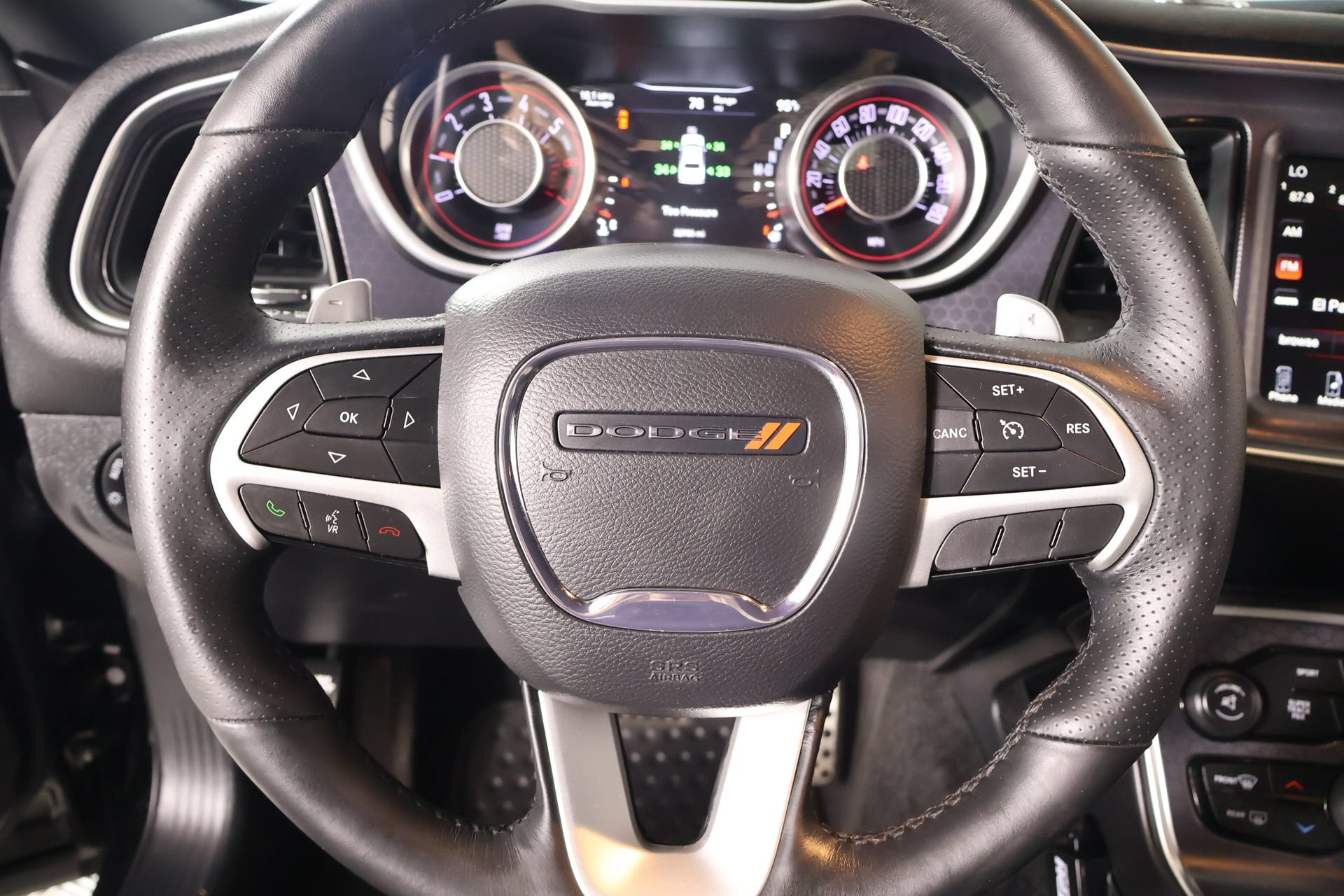 Used 2015 Dodge Challenger R/T Scat Pack RWD image 3