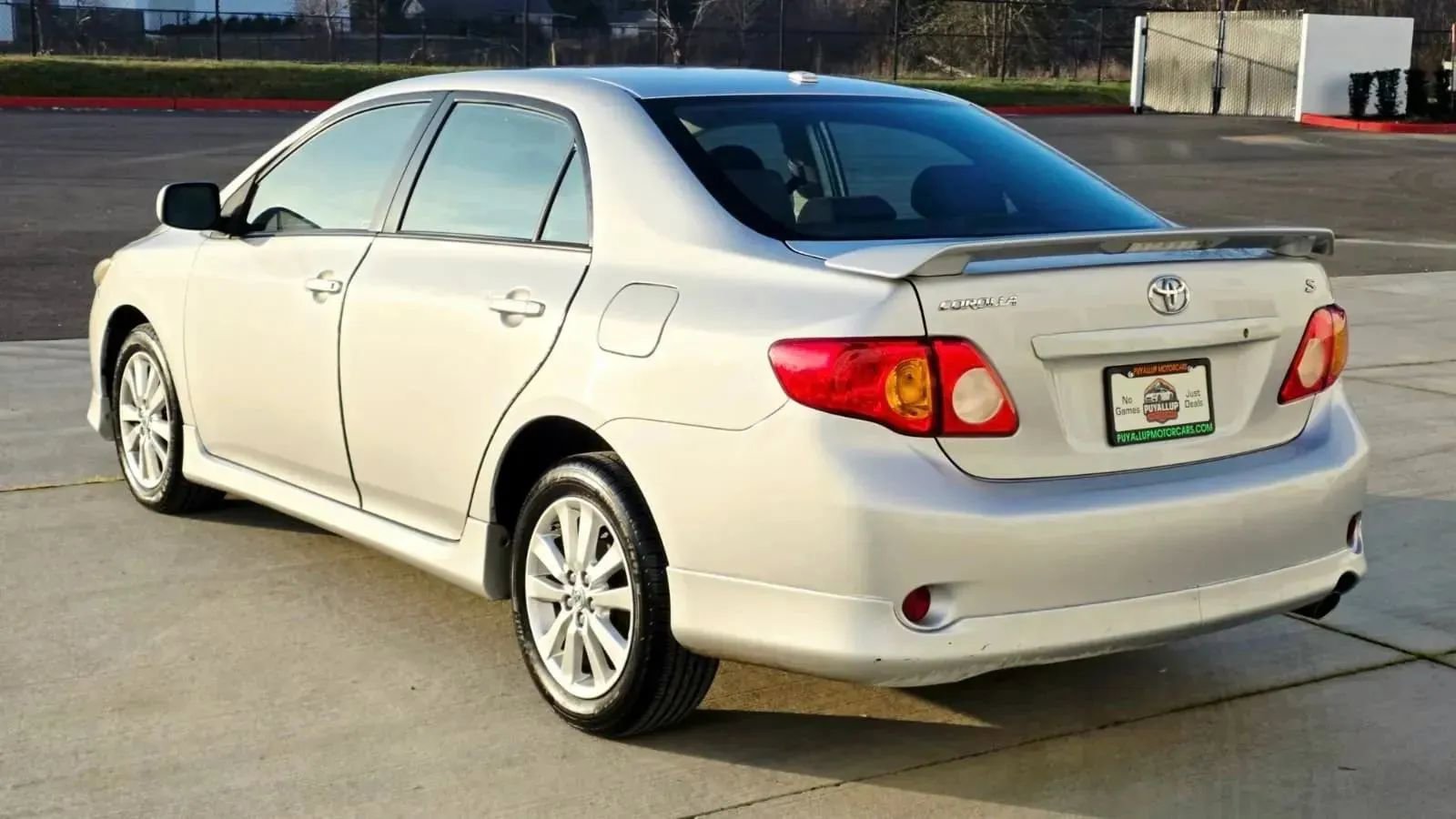 Used 2010 Toyota Corolla S image 3