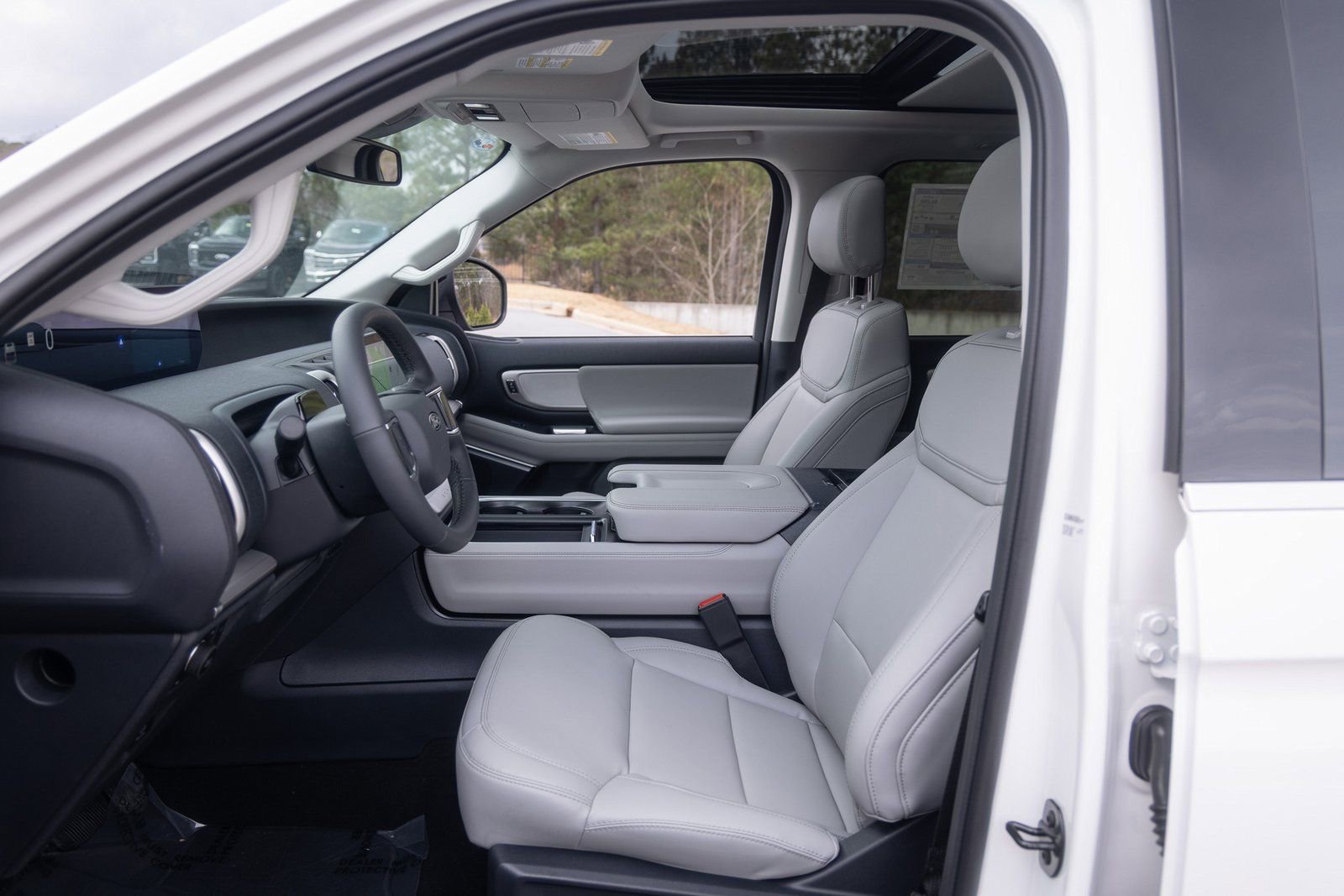 New 2026 Ford Expedition Active AWD/4WD image 14