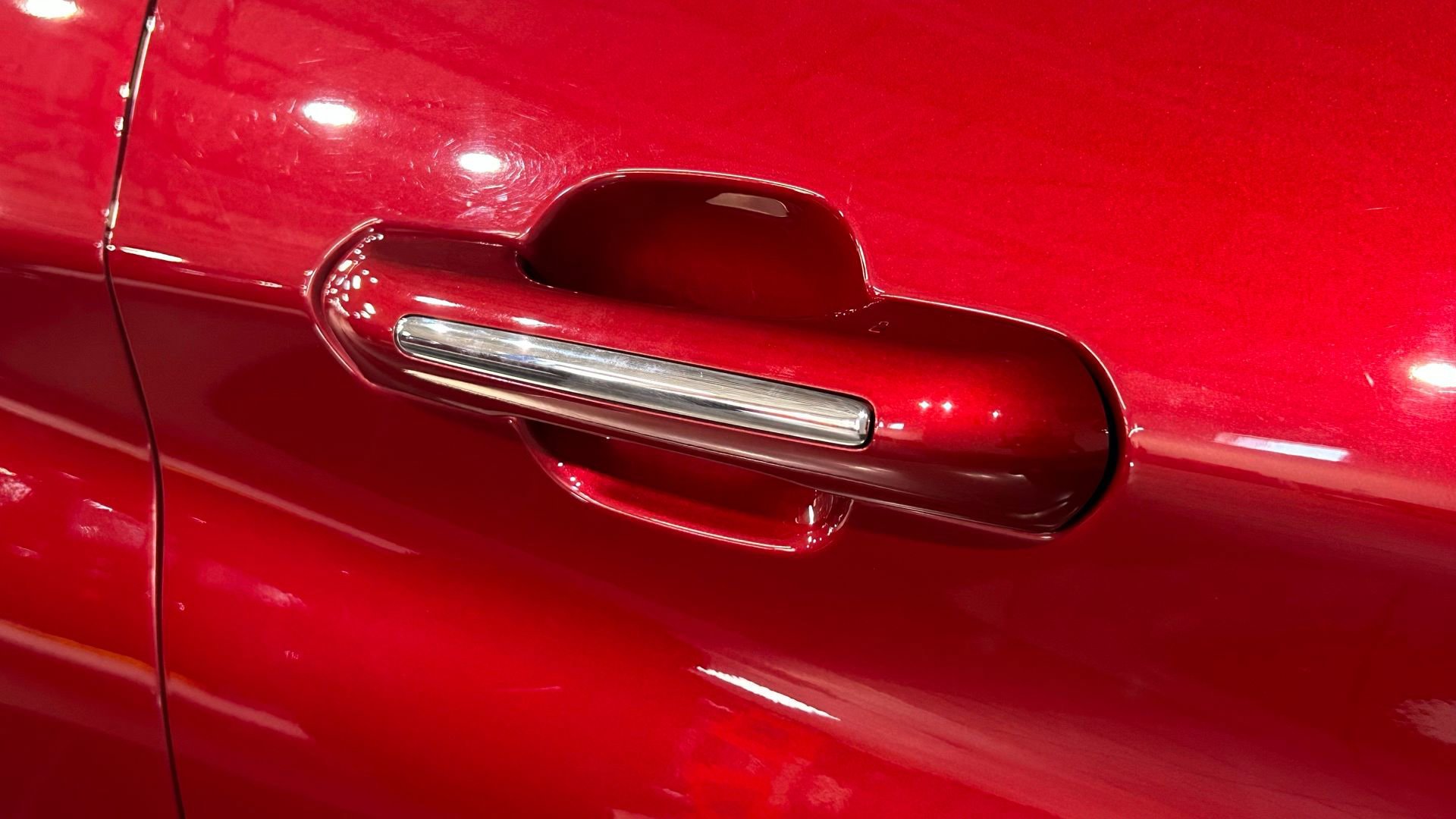 Used 2020 Ford Explorer Limited AWD/4WD image 17