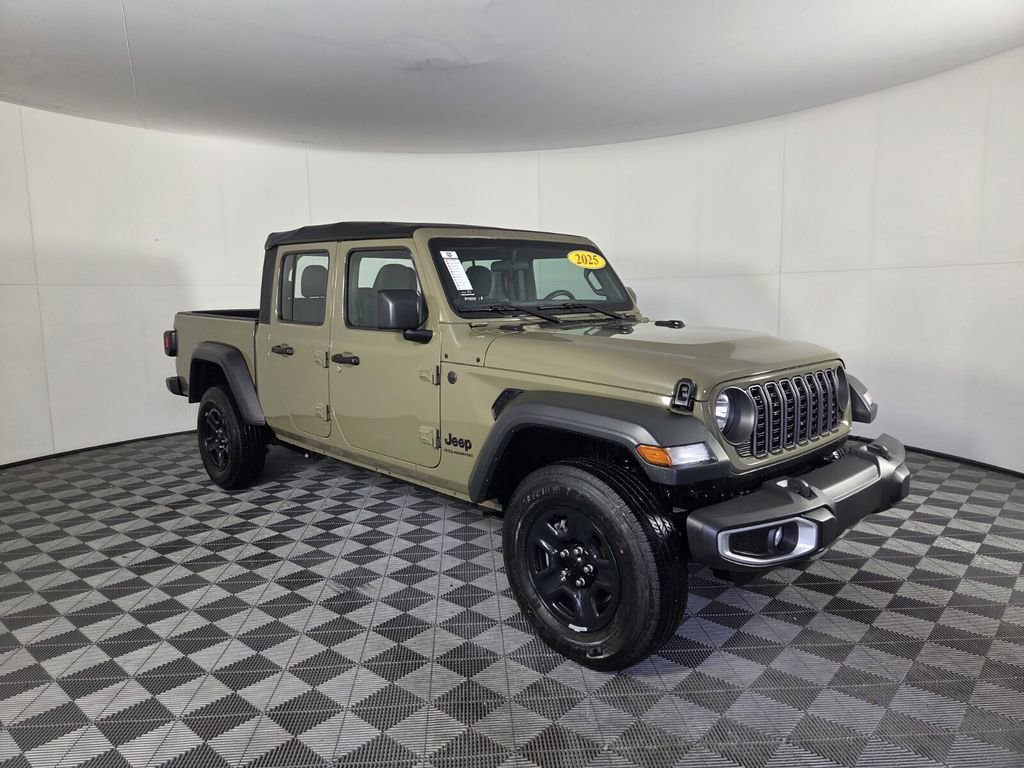 Certified 2025 Jeep Gladiator Sport AWD/4WD image 2
