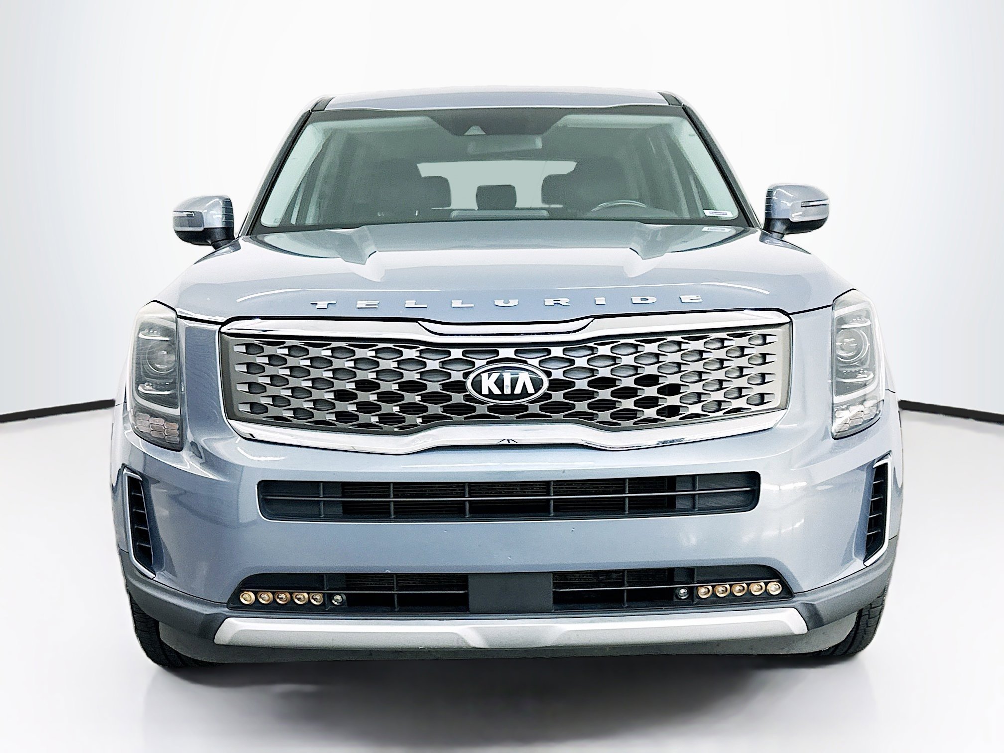 Used 2020 Kia Telluride LX image 2