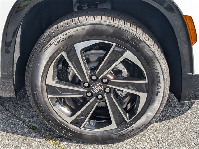 New 2025 Buick Enclave Sport Touring image 12