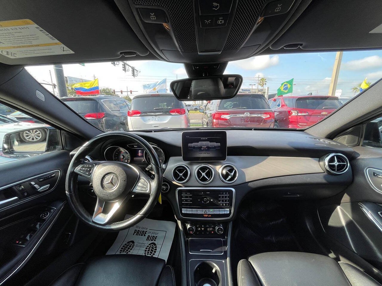 Used 2019 Mercedes-Benz GLA 250 4MATIC image 16