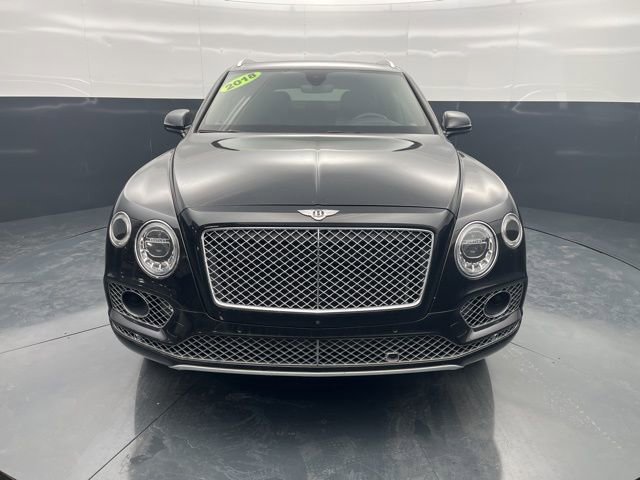 Used 2018 Bentley Bentayga image 2