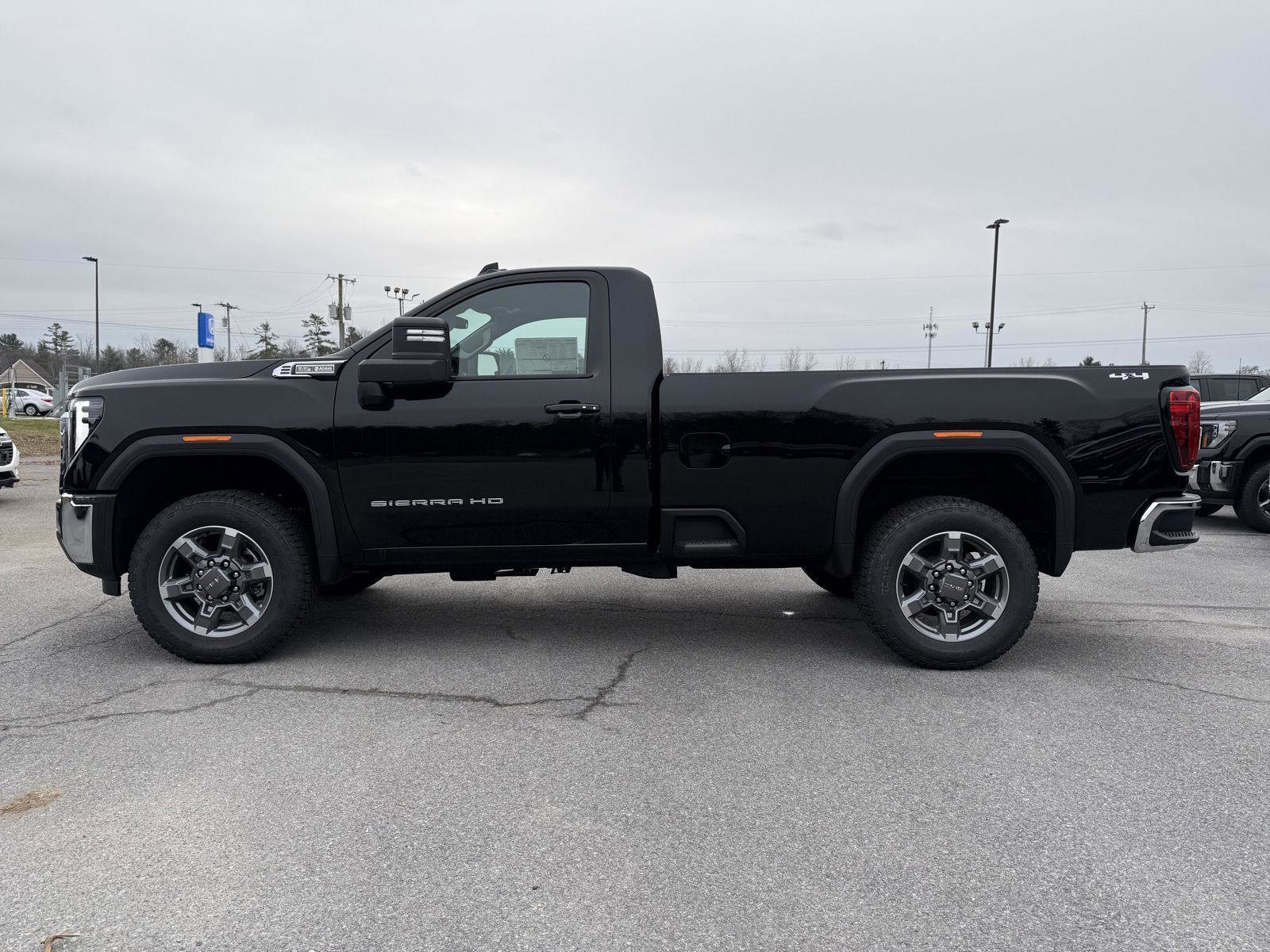 New 2026 GMC Sierra 2500 SLE w/ SLE Convenience Package image 7