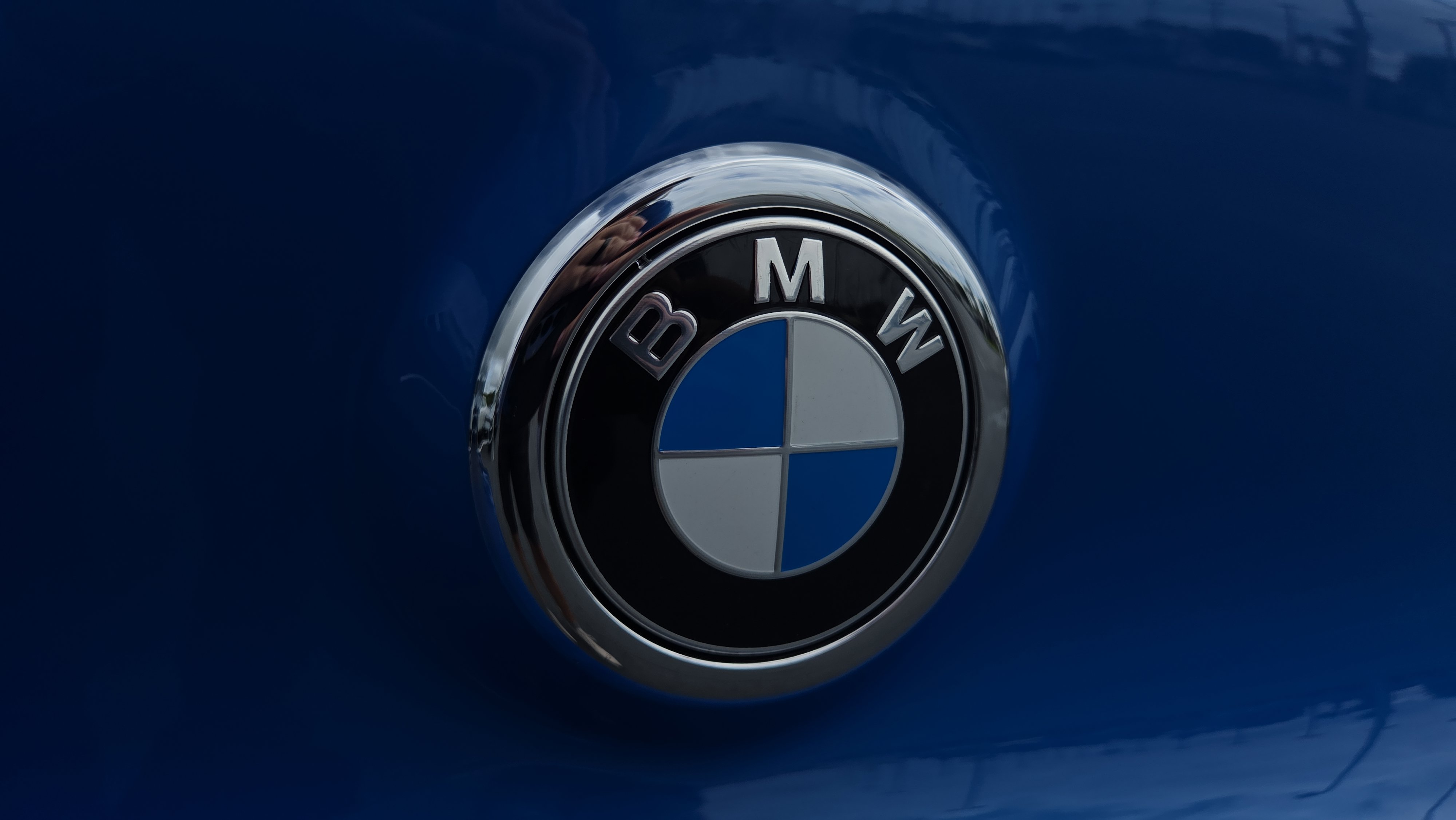 Used 2023 BMW X2 sDrive28i w/ M Sport Package FWD image 40