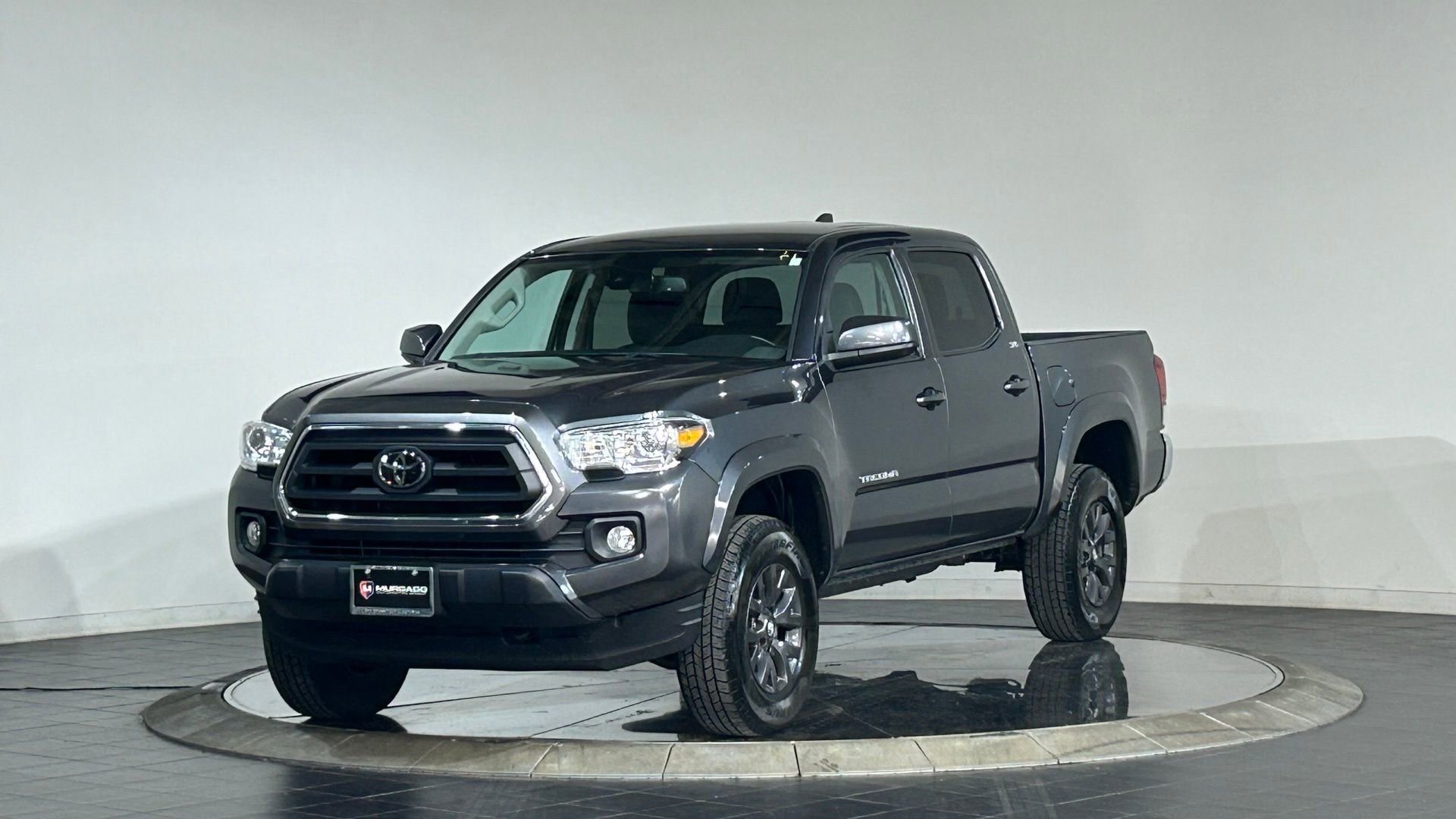 Used 2023 Toyota Tacoma SR5 AWD/4WD image 5
