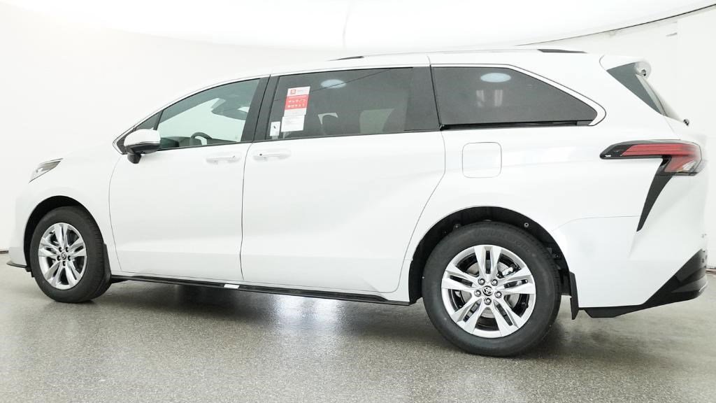 New 2026 Toyota Sienna Limited image 57