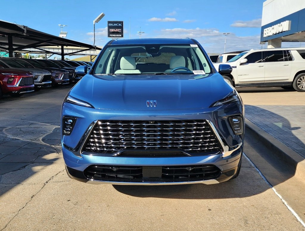 New 2026 Buick Enclave Avenir w/ Super Cruise Package image 9