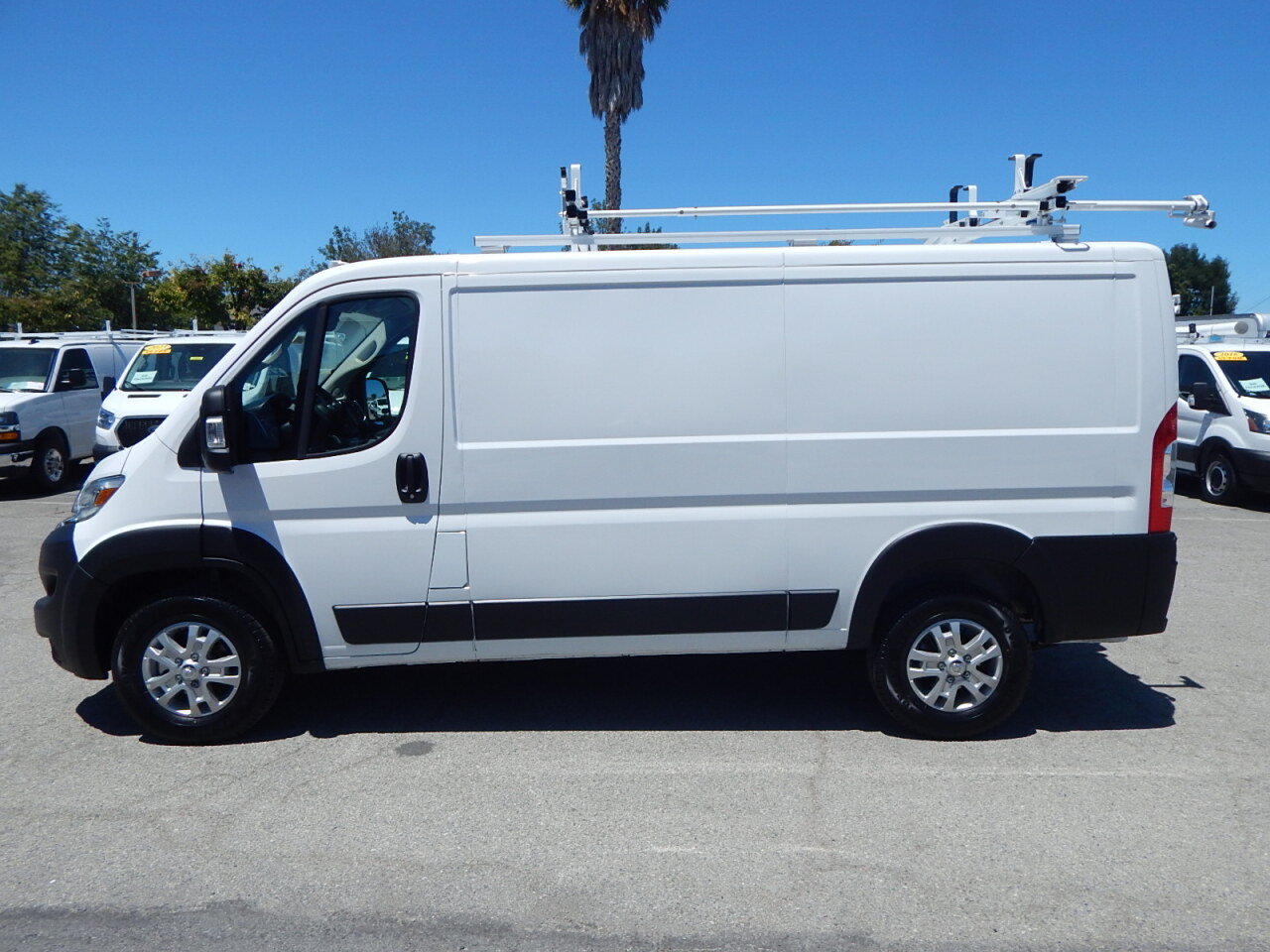 Used 2025 RAM ProMaster 1500 w/ Quick Order Package 22G SLT FWD image 5