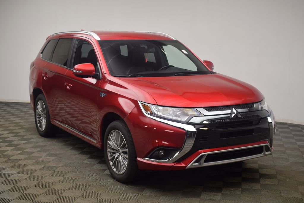 Used 2020 Mitsubishi Outlander SEL image 1
