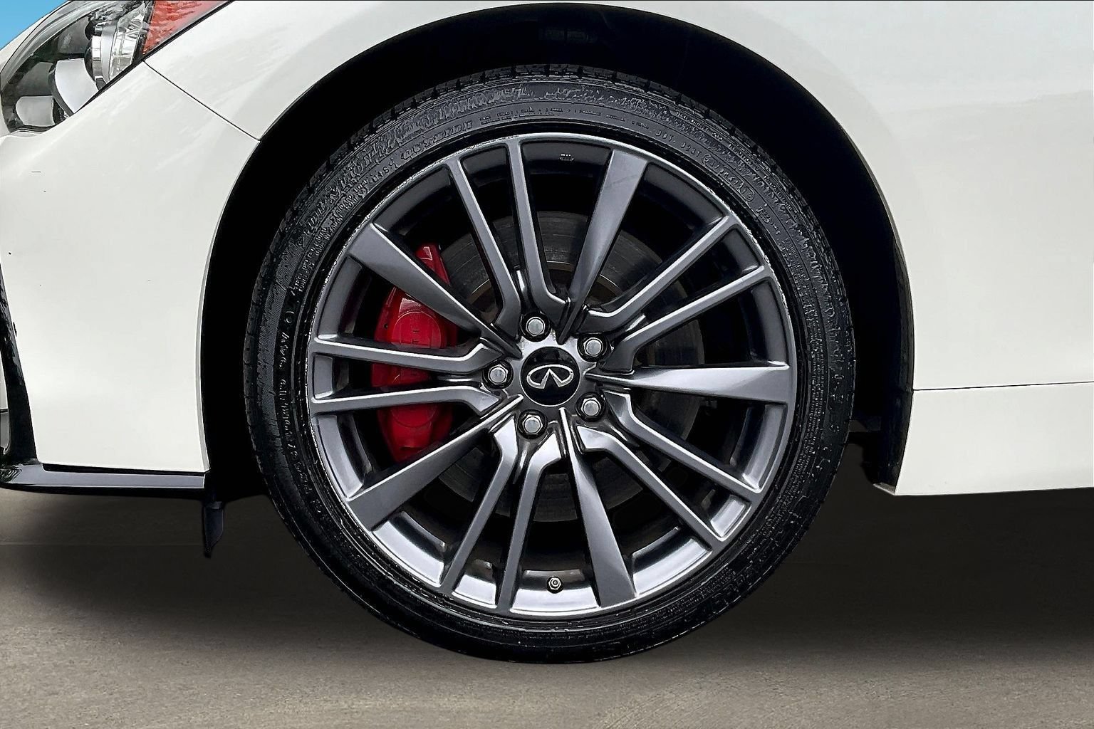Certified 2022 INFINITI Q50 Red Sport 400 w/ Carbon Fiber Package AWD/4WD image 33