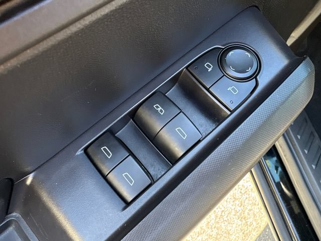 Certified 2023 Chevrolet Colorado Trail Boss w/ Advanced Trailering Package AWD/4WD image 24
