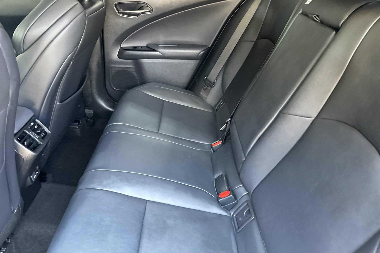 Used 2021 Lexus UX 250h F Sport w/ Accessory Package (Z1) AWD/4WD image 12