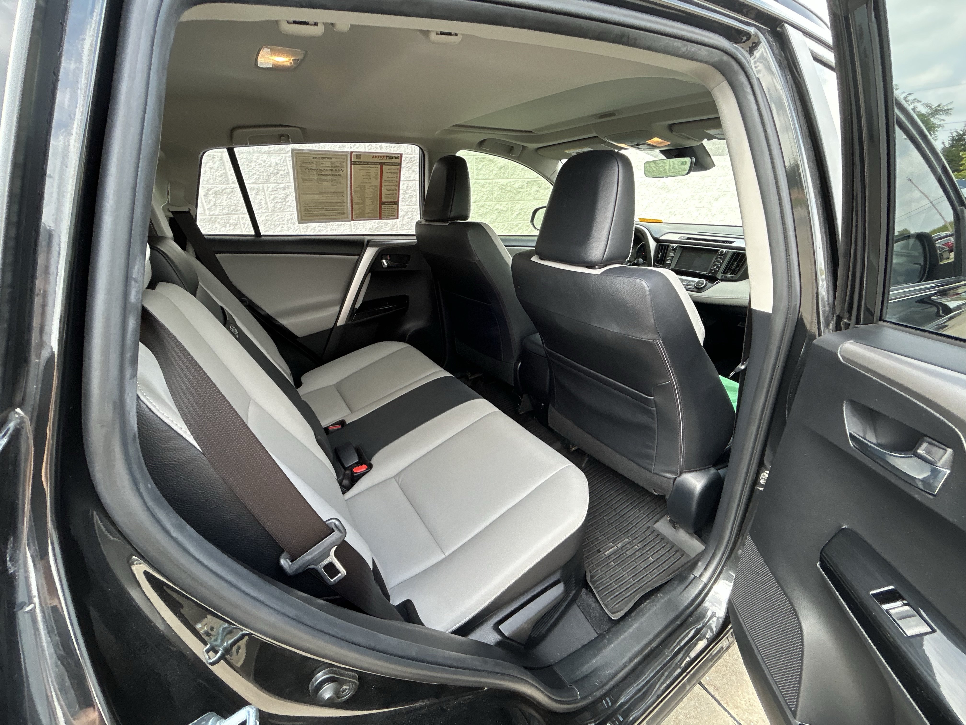 Certified 2018 Toyota RAV4 Limited w/ Advanced Technology Package AWD/4WD image 12
