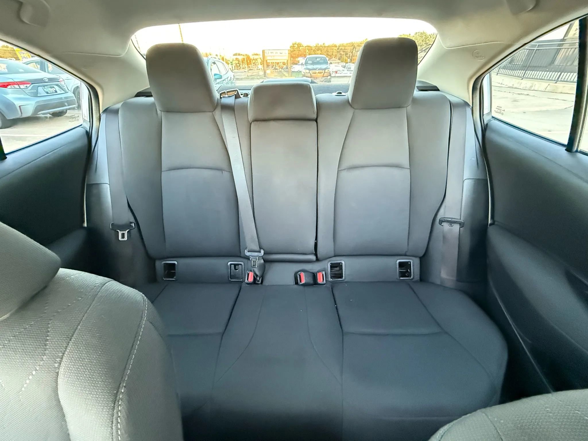 Used 2023 Toyota Corolla LE image 42