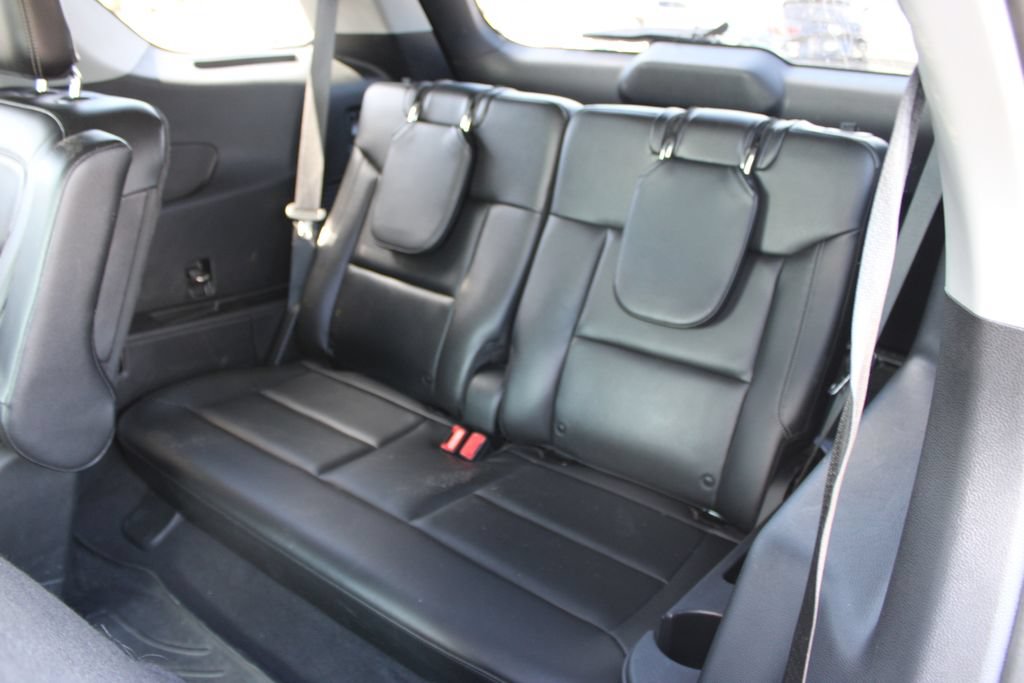 Used 2022 Ford Explorer Limited w/ Equipment Group 301A RWD image 31
